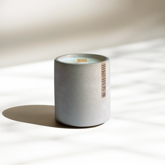 Earl Grey Milk Tea // Small Grey Stone Konkreto Kandela