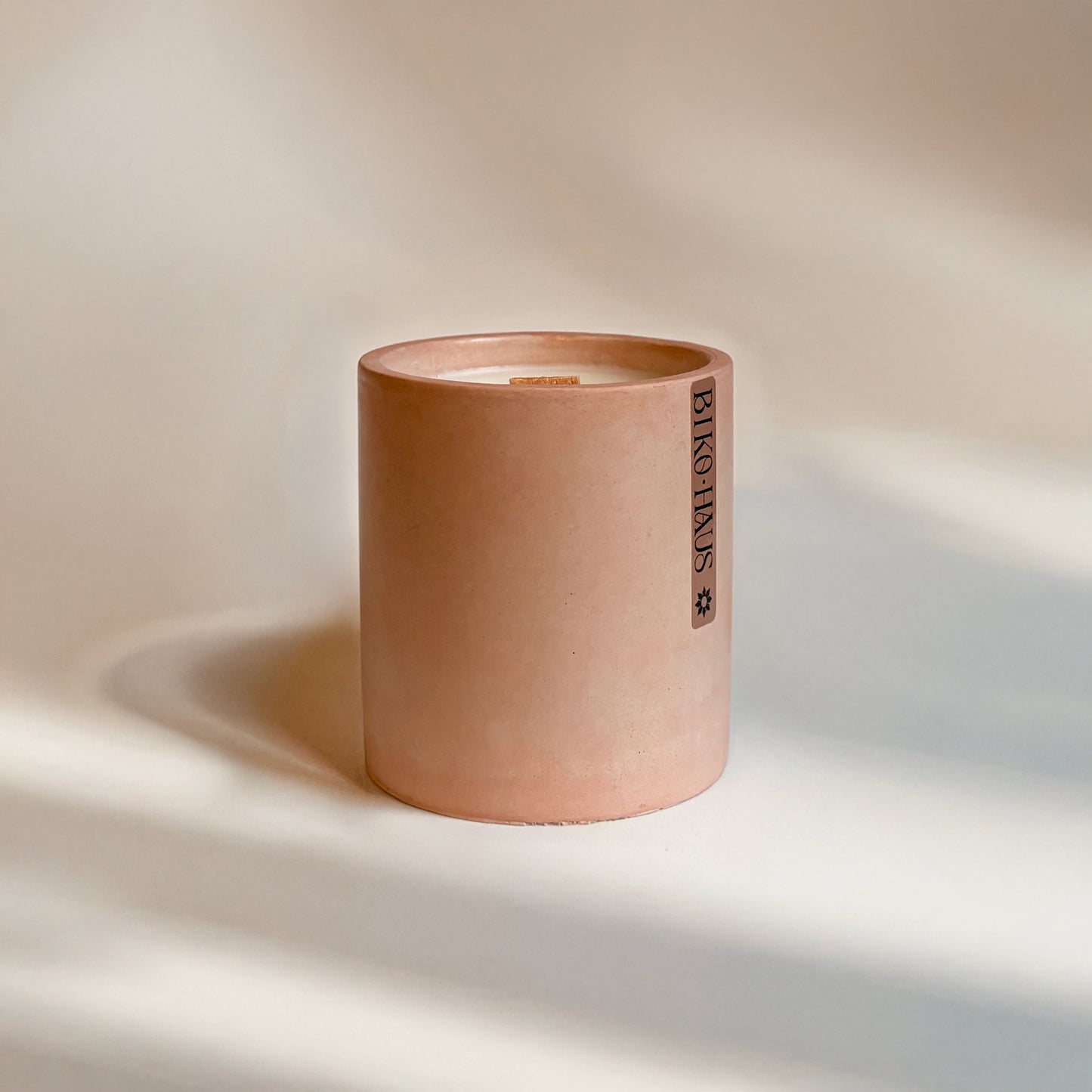 Hawaiian POG // Small Blush Pink Stone Konkreto Kandela