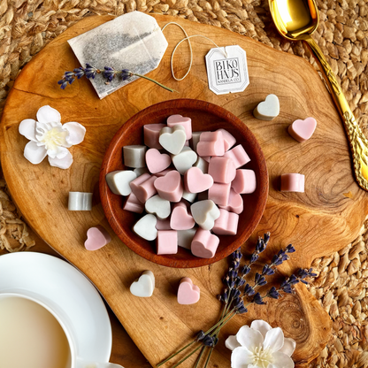 Earl Grey Milk Tea // Soy & Beeswax Melts