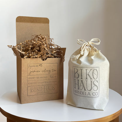 Jasmine Oolong Tea // Ginto Konkreto Kandela