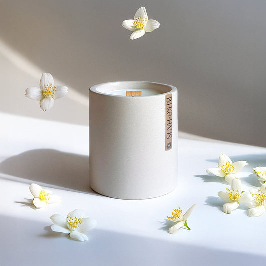 Sampaguita // Small White Stone Konkreto Kandela